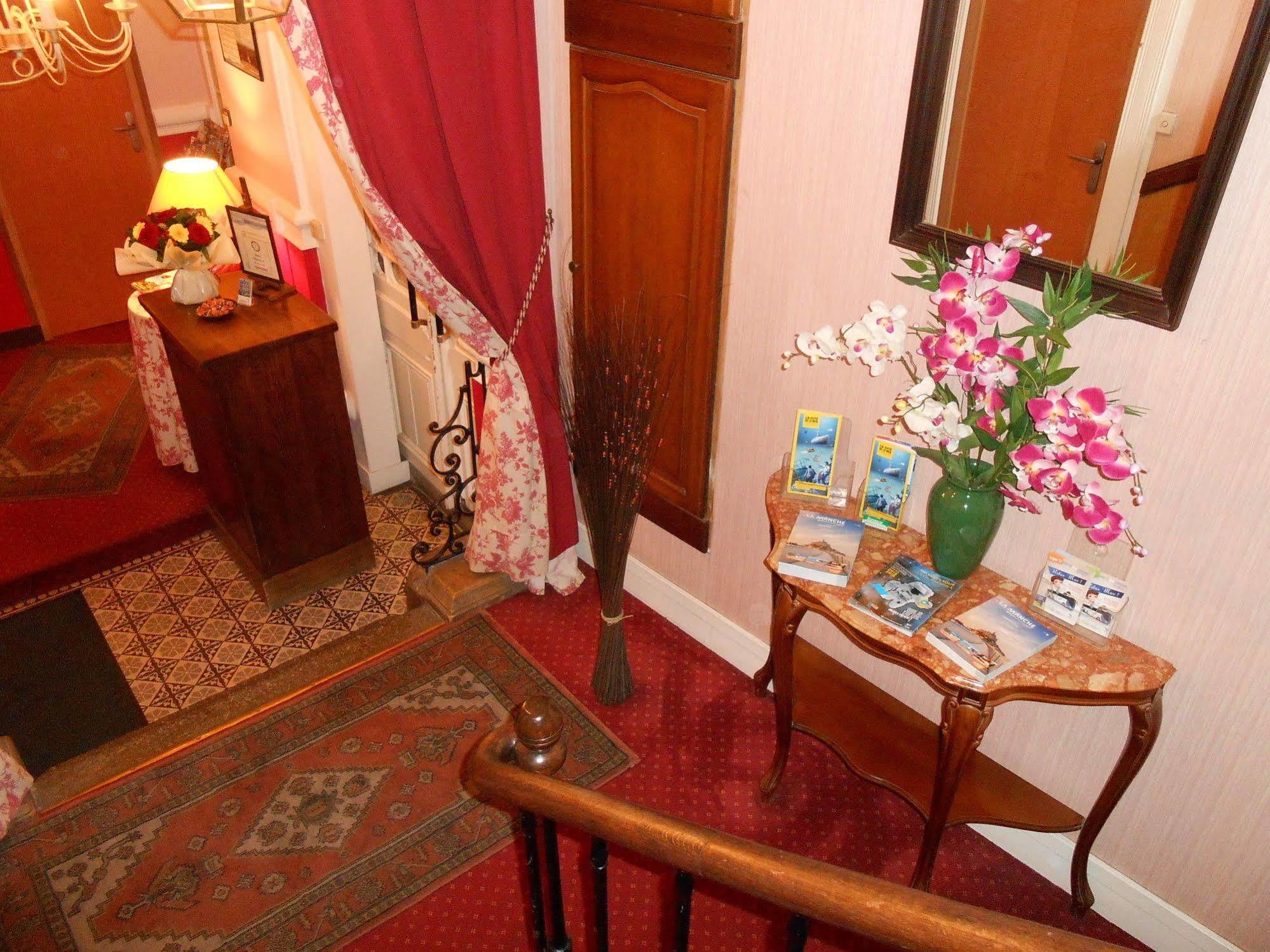 Hotel De La Gare Cherbourg-en-Cotentin Eksteriør billede
